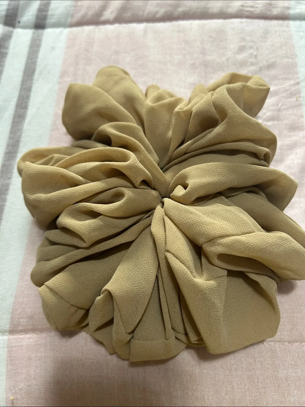 Set of 3 Women’s Hair Scrunchies - Black, Beige, Pink Tie-Dye